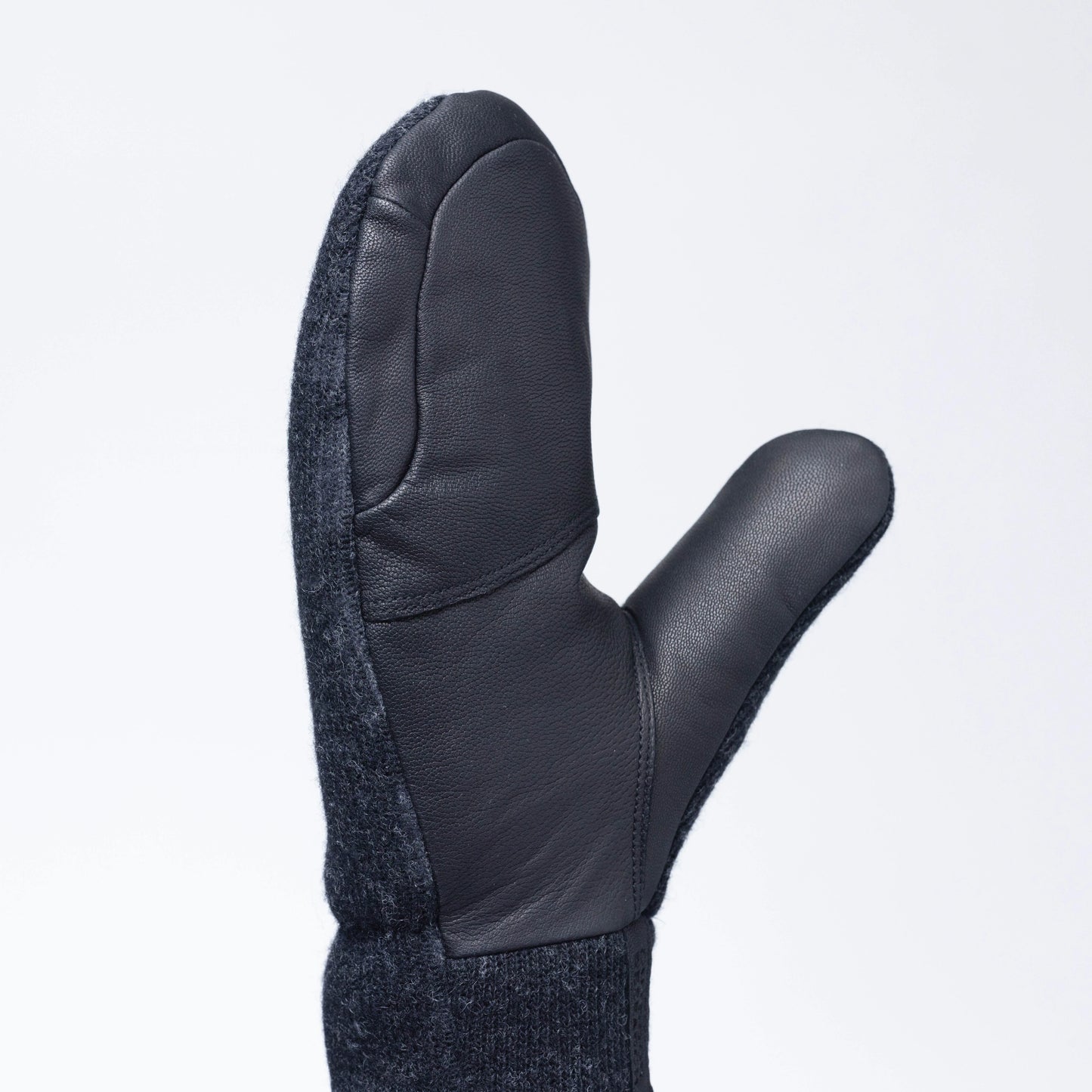 Flurry Solstice Mitt